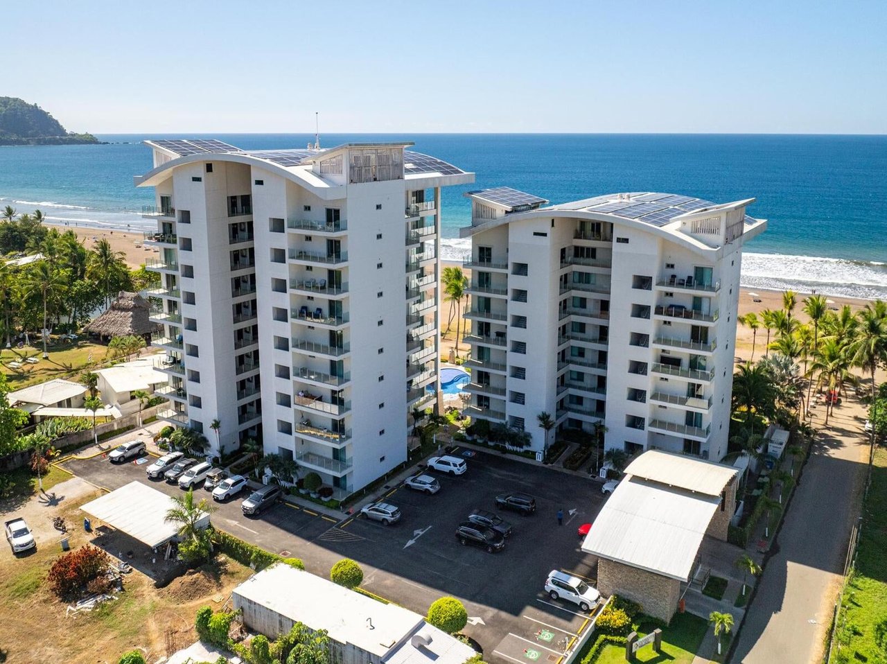 Remodeled Beachfront Condo, Jaco, Puntarenas