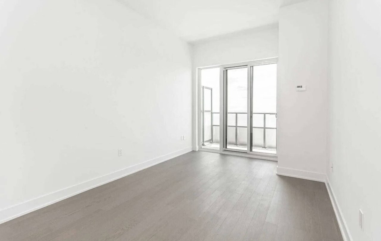 20 Shore Breeze Dr Unit: 4401