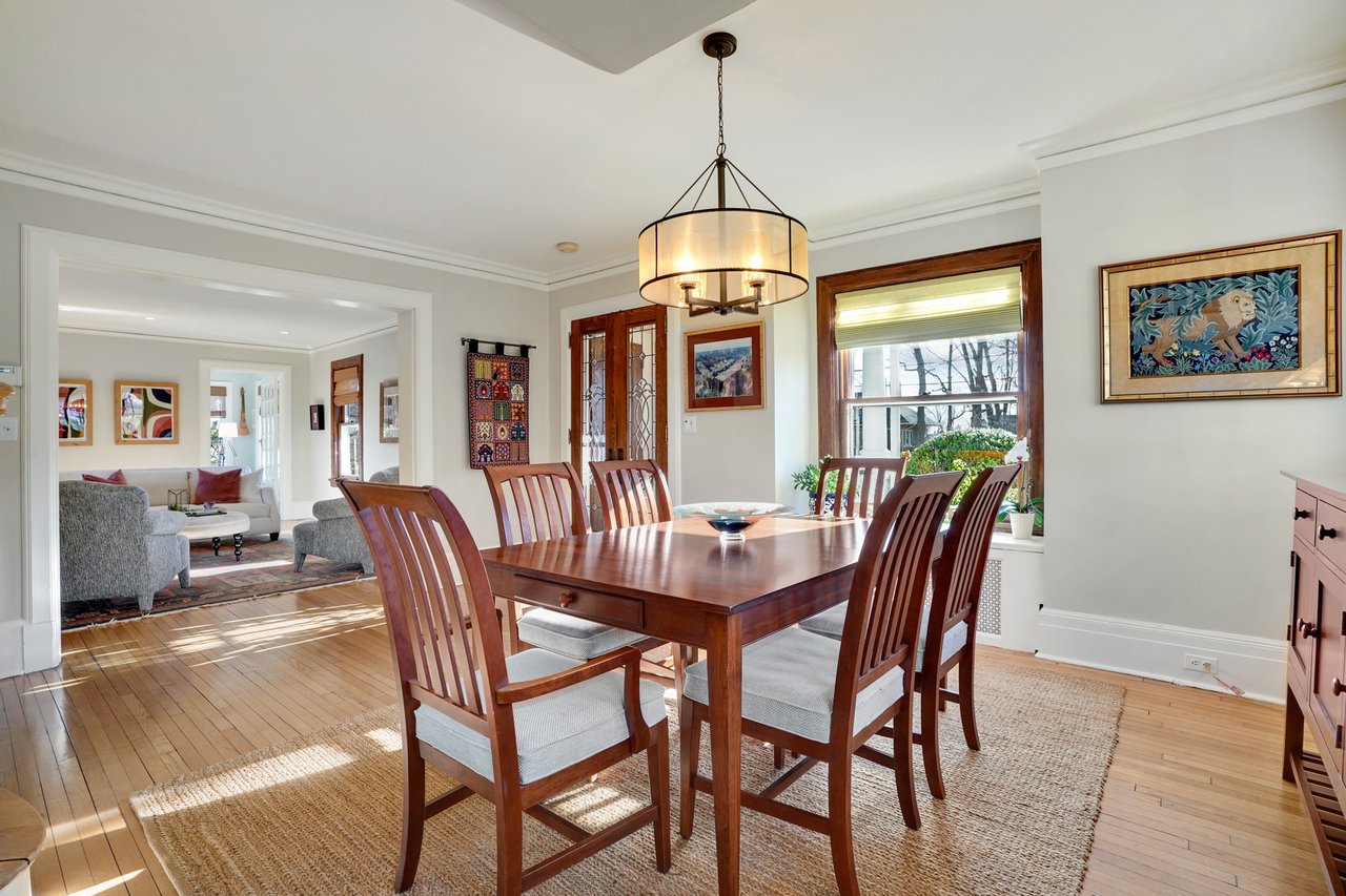 51 Curtis Pl