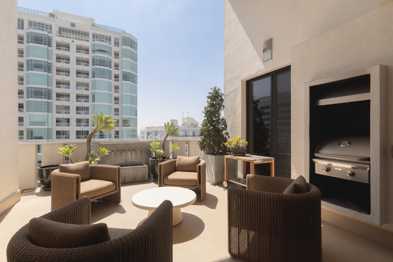 10375 Wilshire Blvd Unit: 14HK, Wilshire Terrace