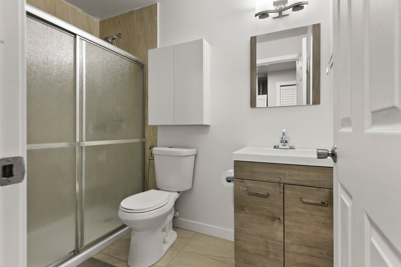 12345 Coventry Hills Way NE