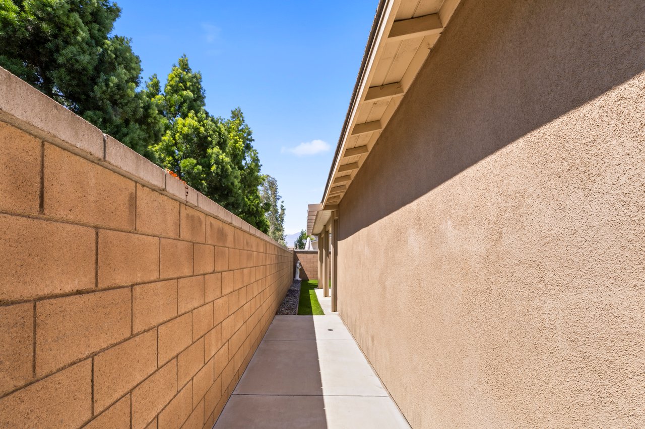 3147 E Yellowstone Dr. 