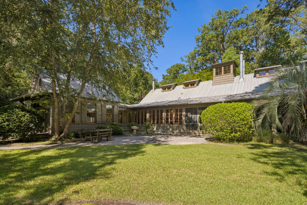 13 Barksdale Lane
