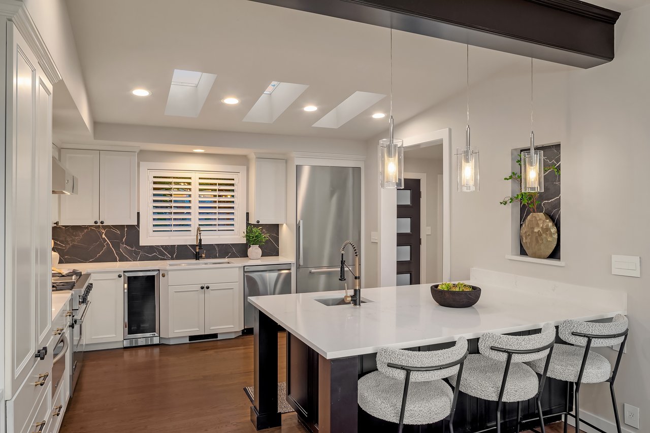 10517 NE 46th Street