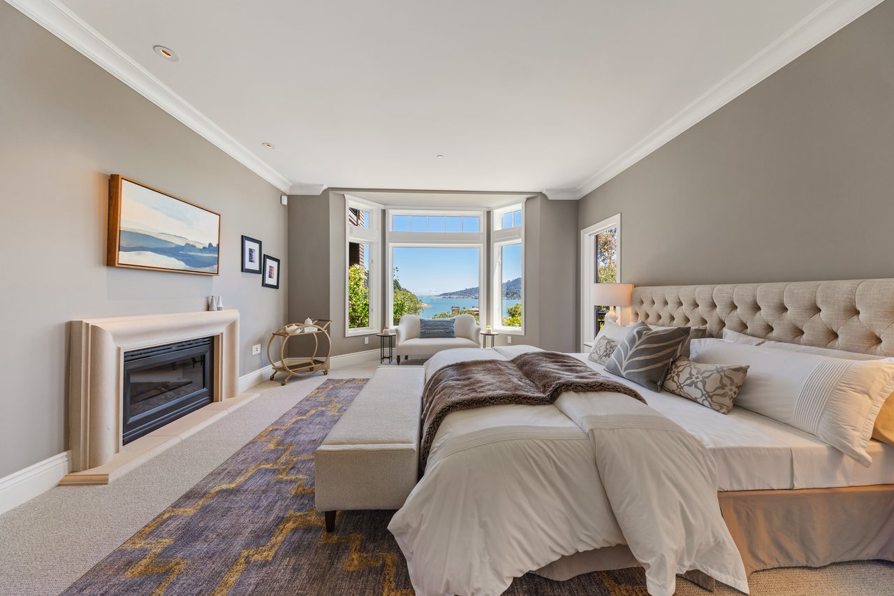 62 De Silva Island Drive Mill Valley
