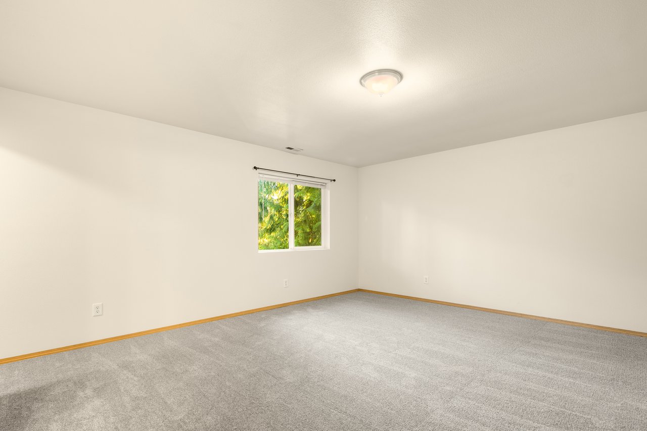 7510 193rd Avenue E Unit: 1&2