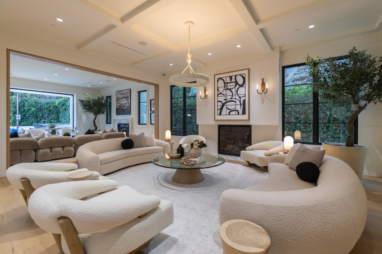 415 N Cliffwood Ave, Brentwood