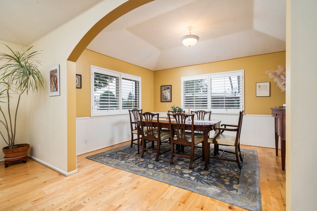 257 W Sonora Place