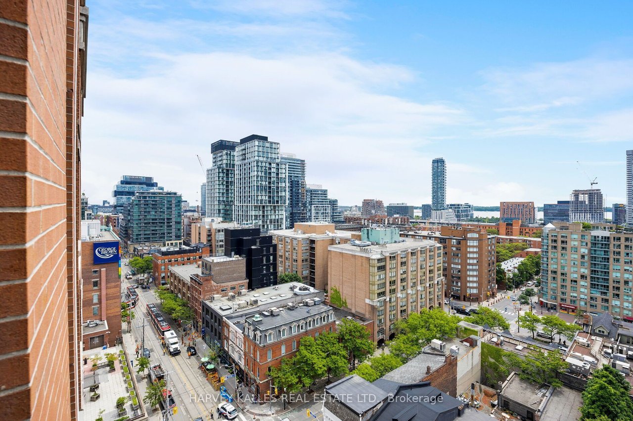 ST. LAWRENCE MARKET PRESTIGE 