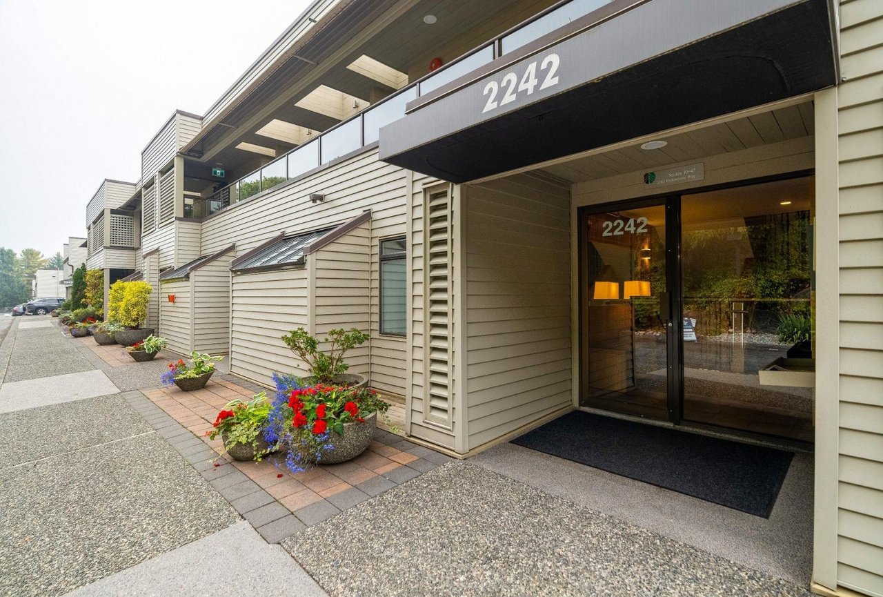 2242 Folkestone Way, #21