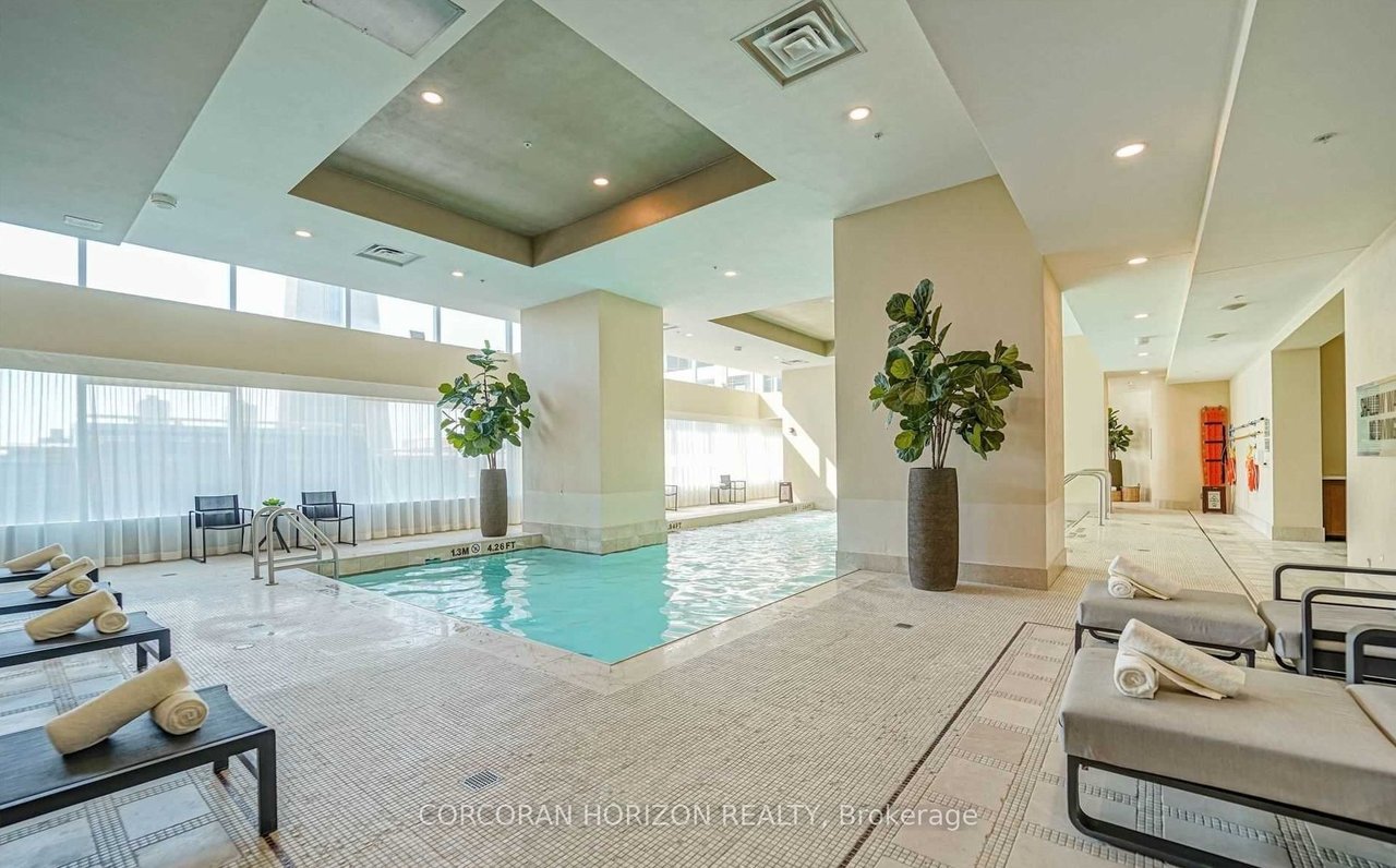 LUXURY AT THE RITZ RESIDENCES