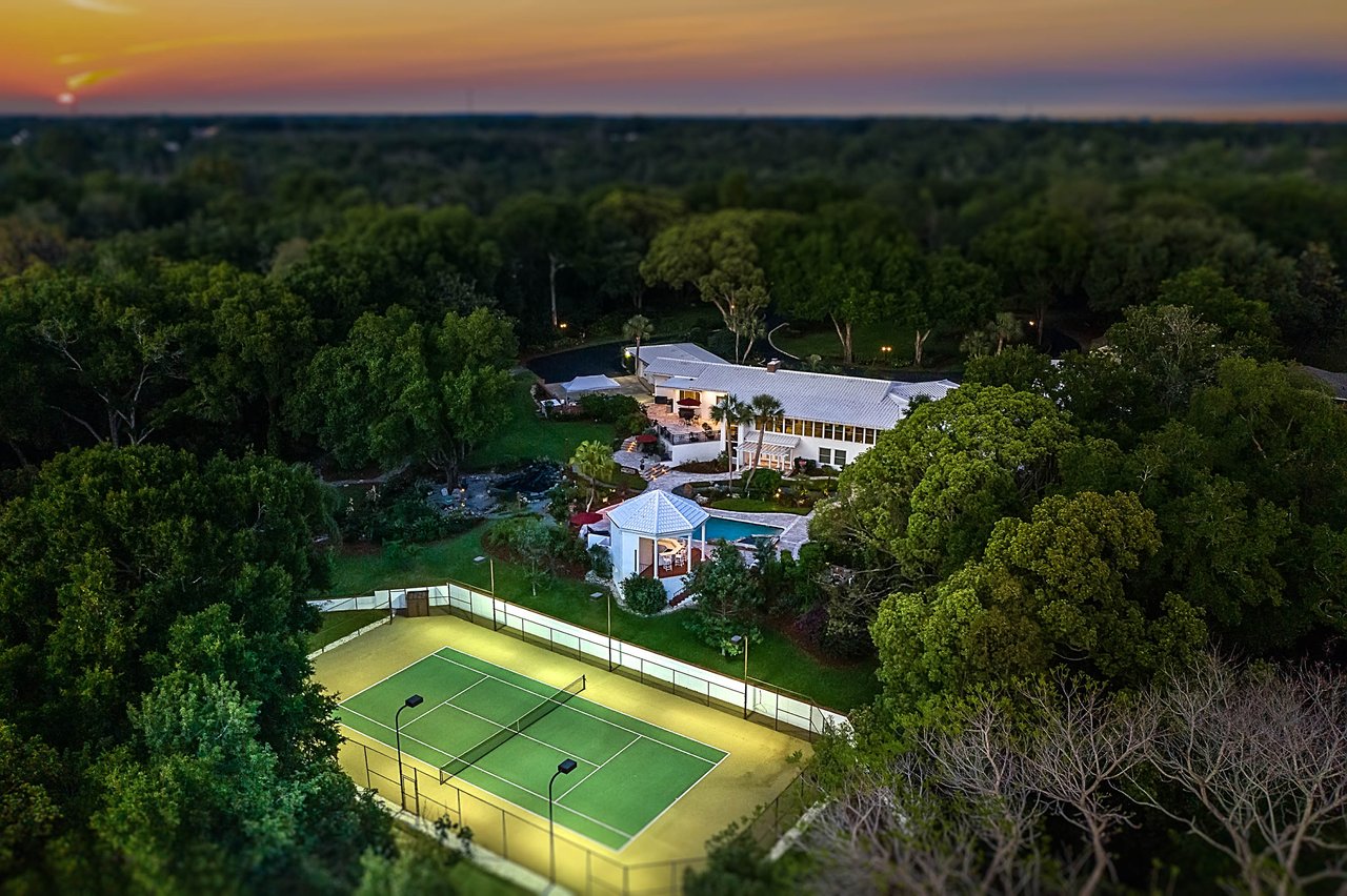 1750 Country Club Rd