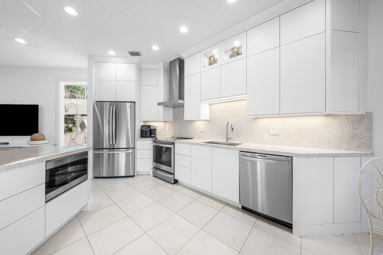 16815 Knightsbridge Lane 