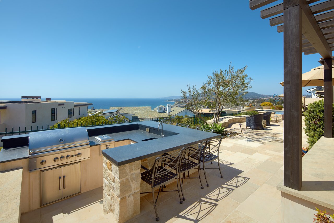 17 Pacific Ridge Place