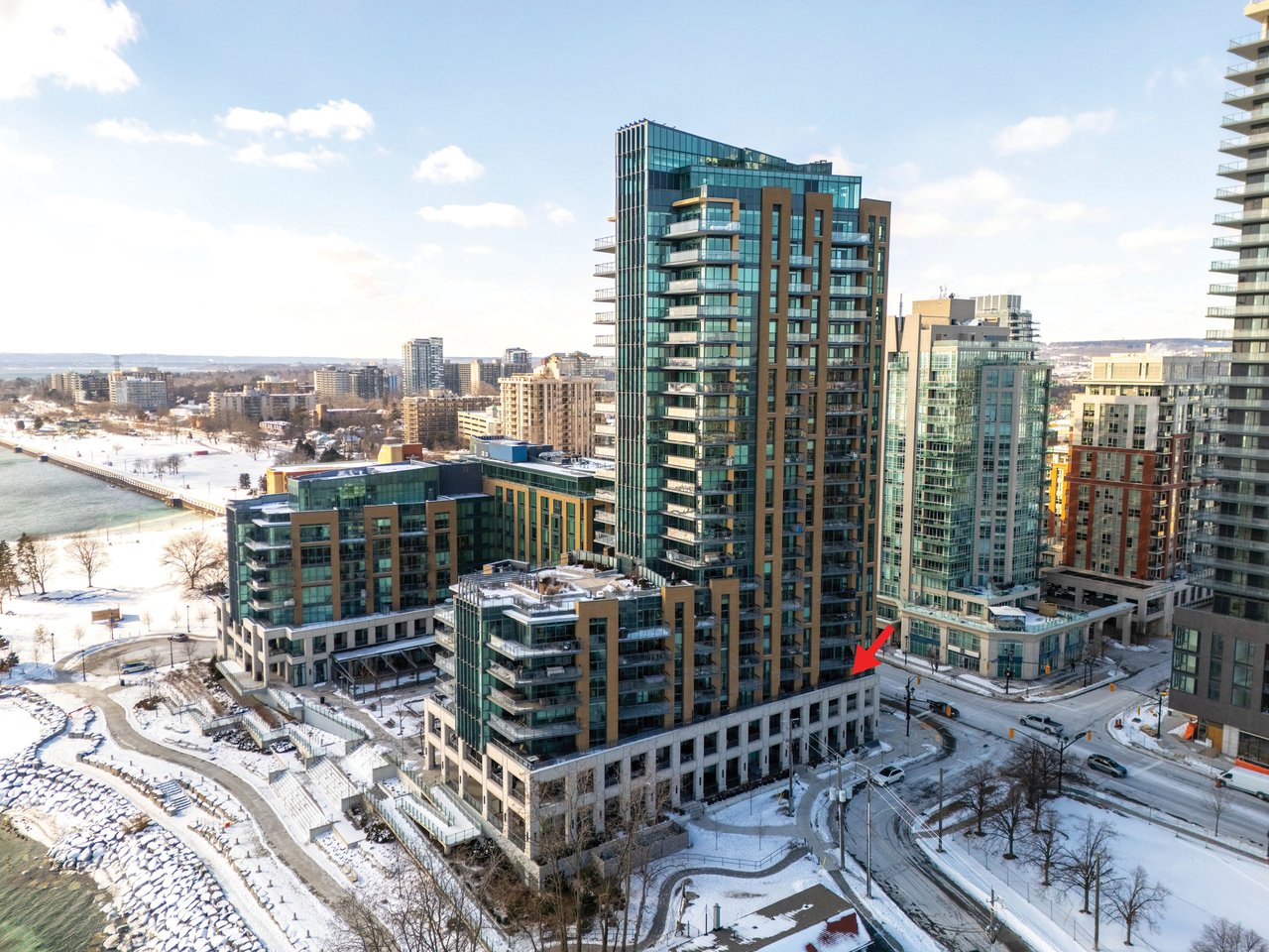 304-2060 Lakeshore Road, Burlington