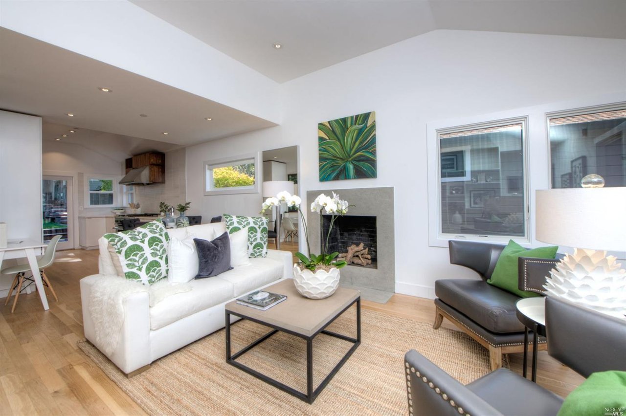 107 Buena Vista Ave