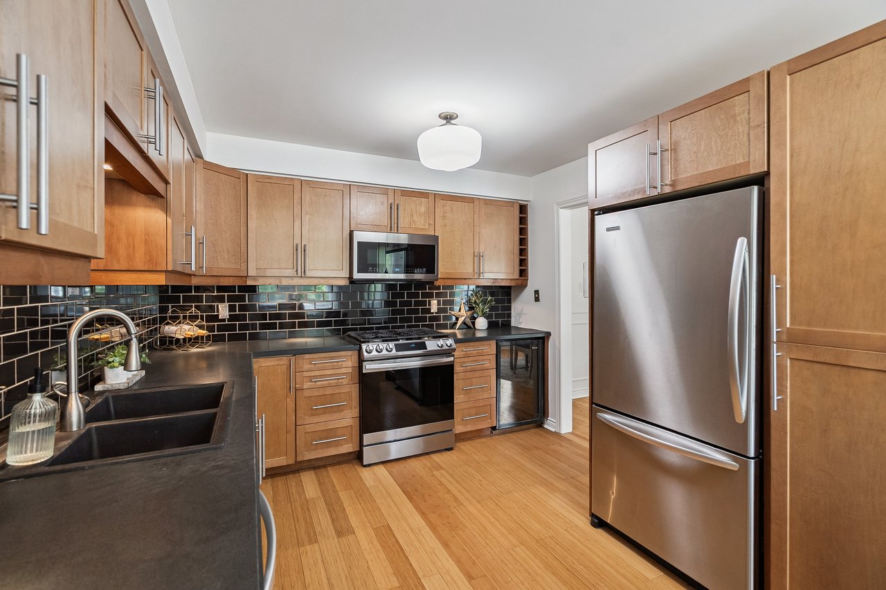 Spacious 3 Bedroom Townhome in College Park