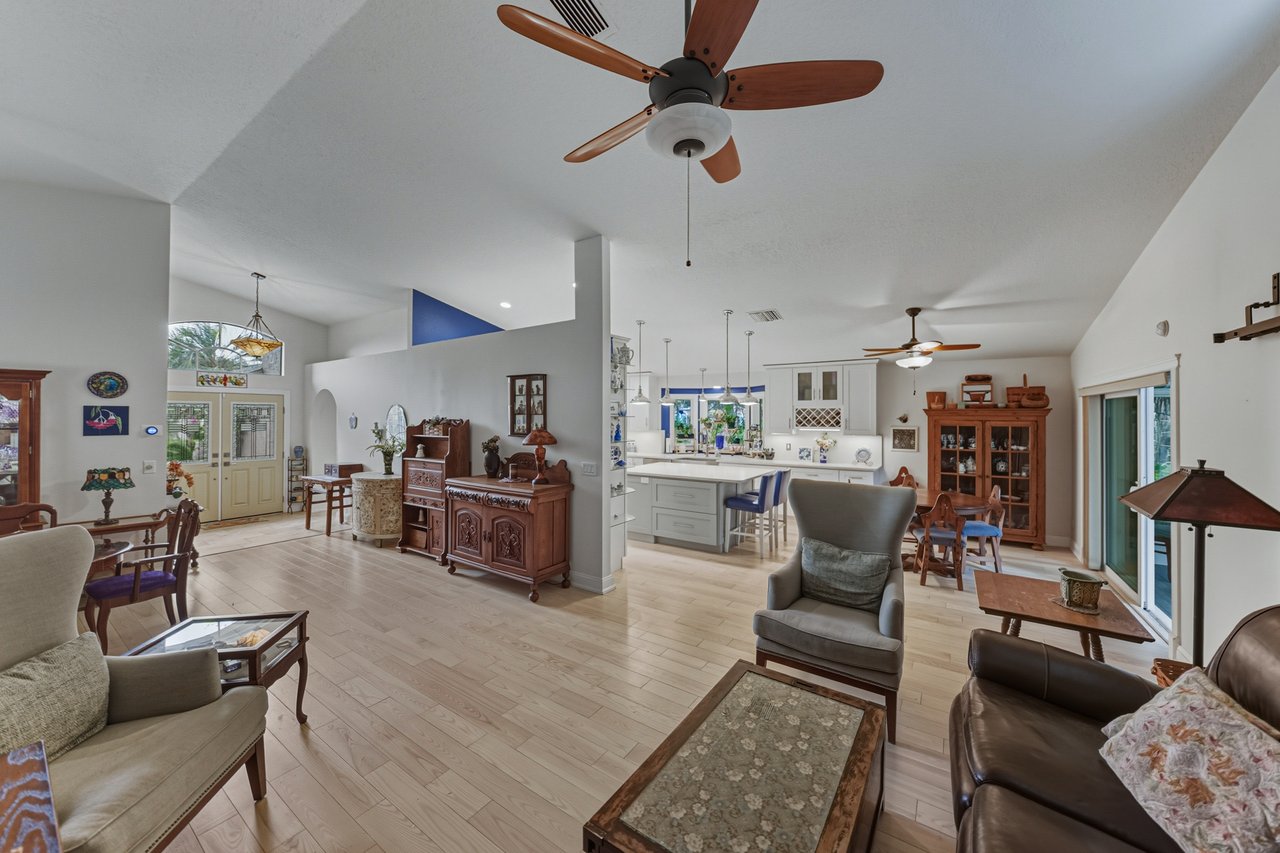 5240 NEW BRITTANY LN