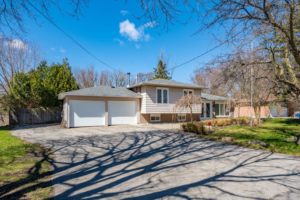 28 Lakeland Crescent