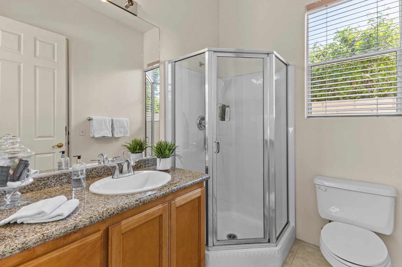 44475 Grand Canyon Ln