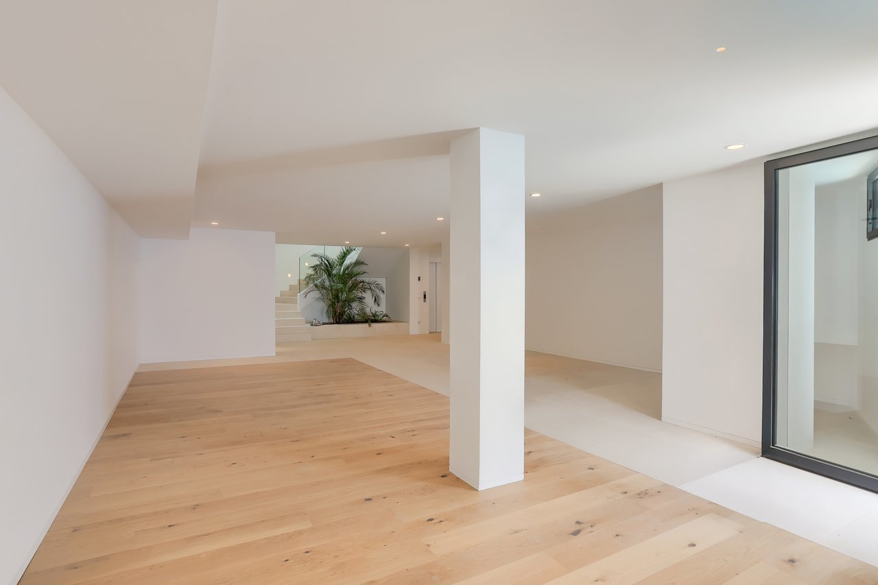 Modern Villa in The Exclusive El Toro Community