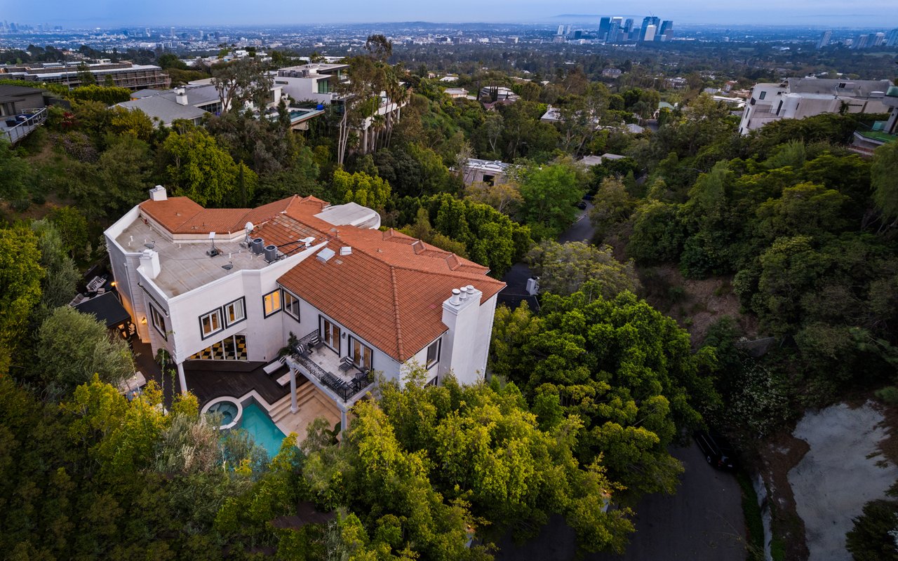 1404 Dawnridge Drive