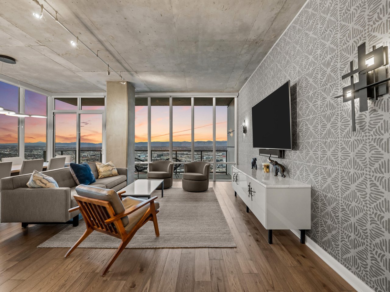 891 14th Street Unit: 3916