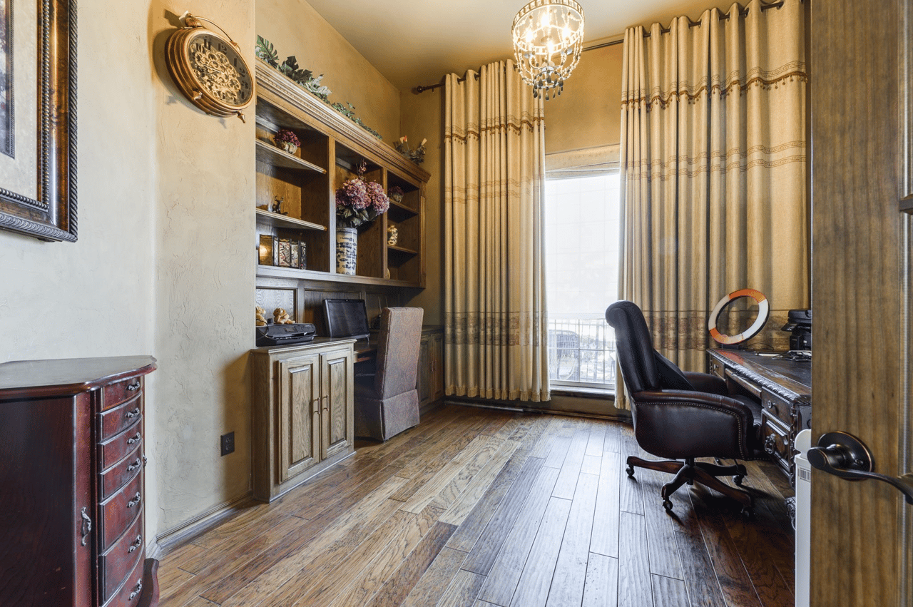 Just Listed: Edmond Home with Spacious, Open Kitchen