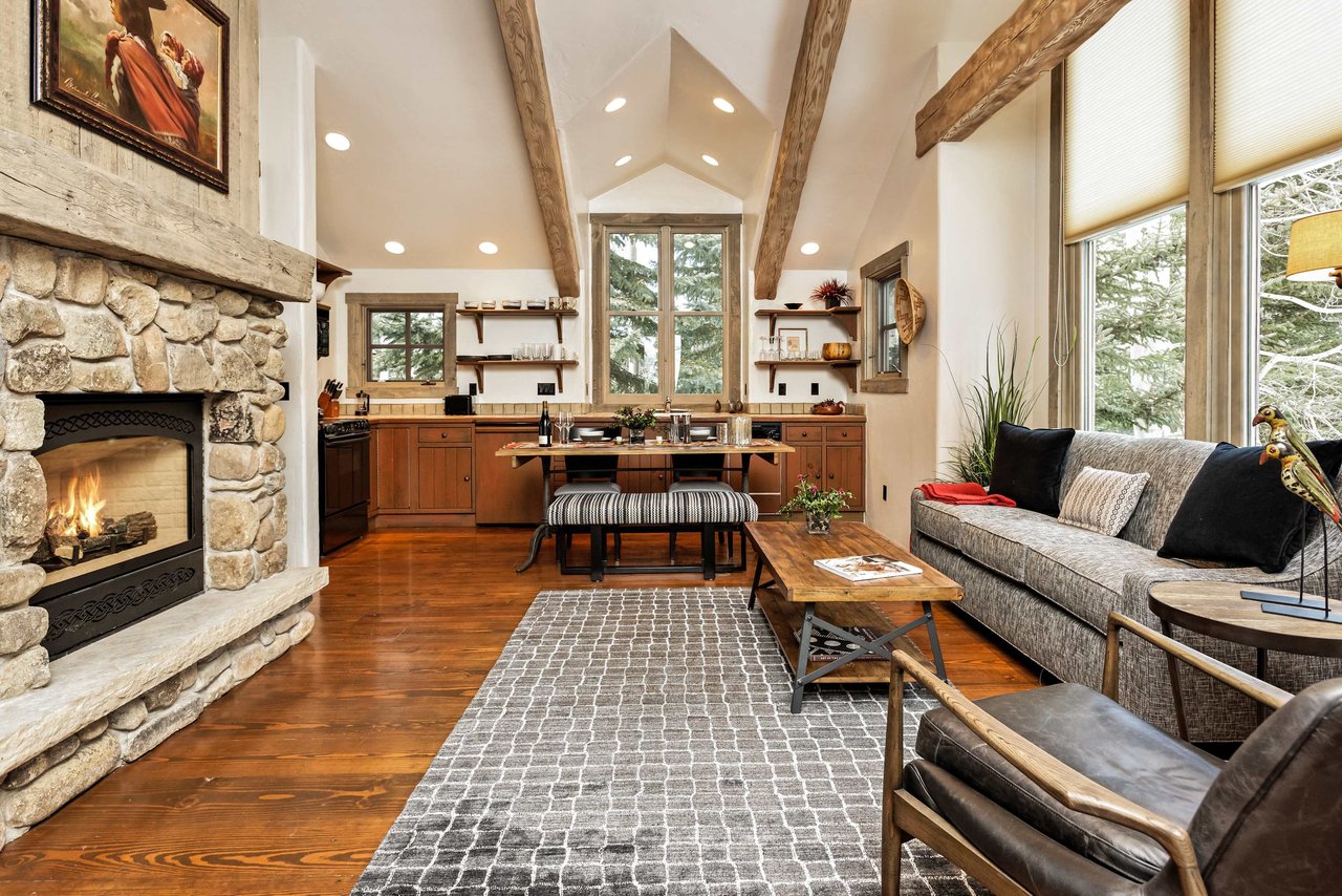 Peaceful One-Bedroom Guest House in Aspen!