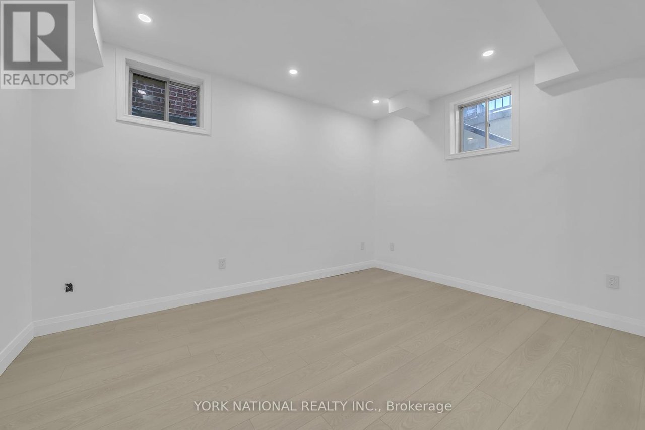 67 Menotti Dr