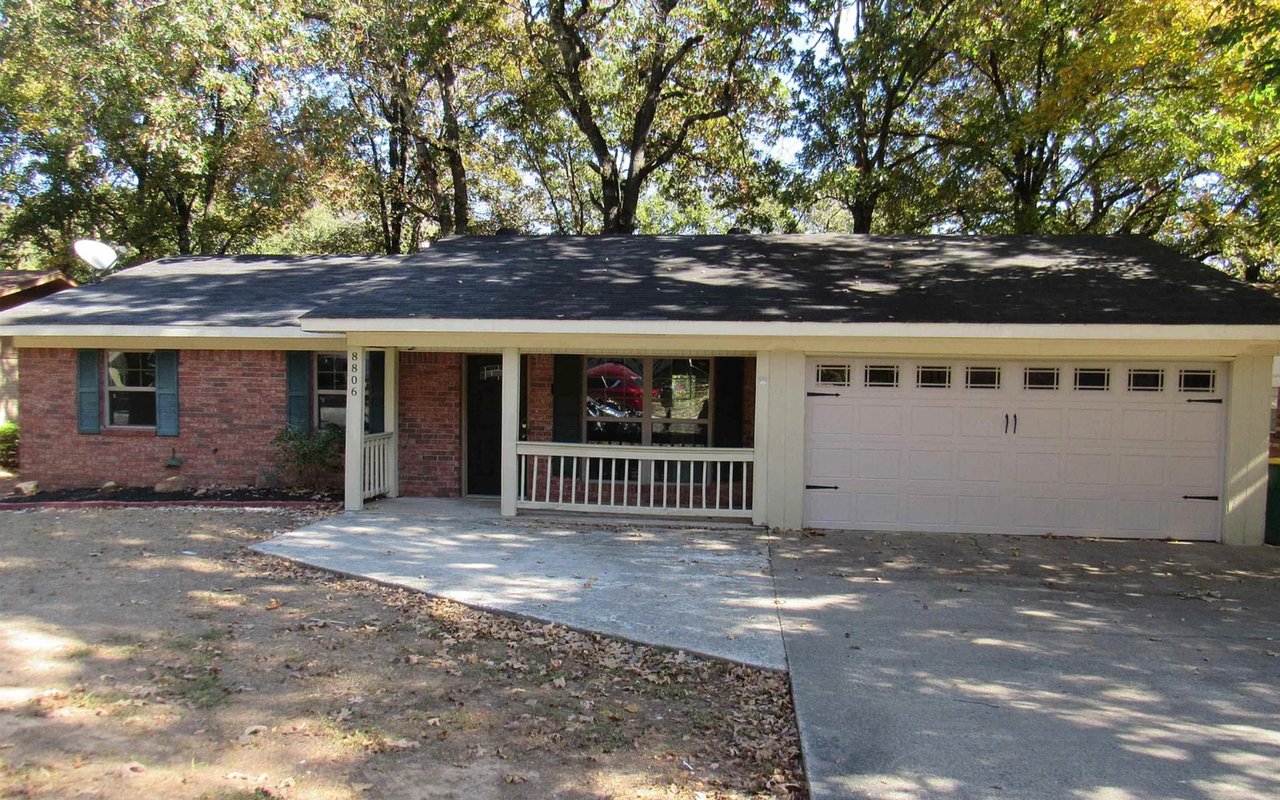 8806 Oakhaven Dr