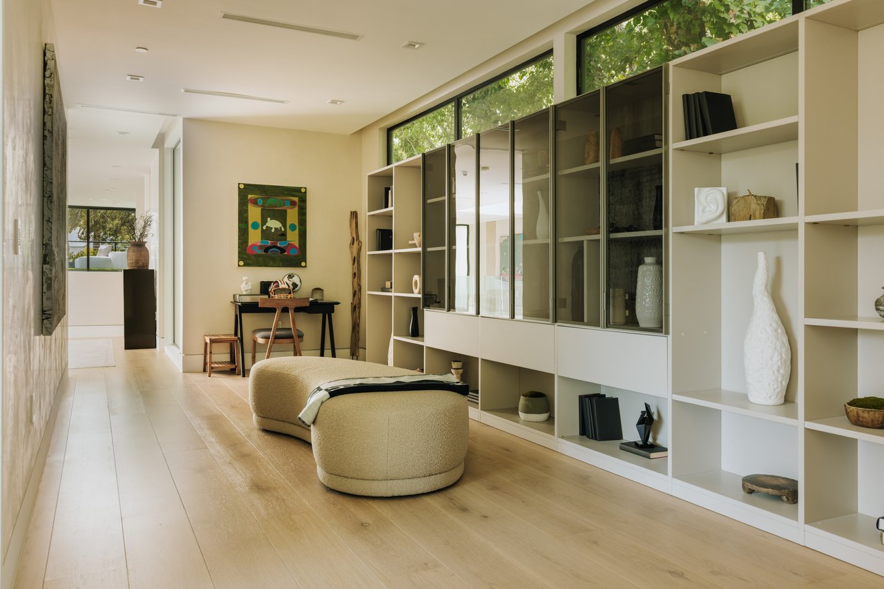 260 S Canyon View Dr