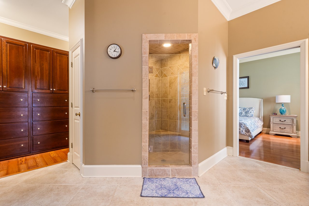 745 S Chickasaw Trail