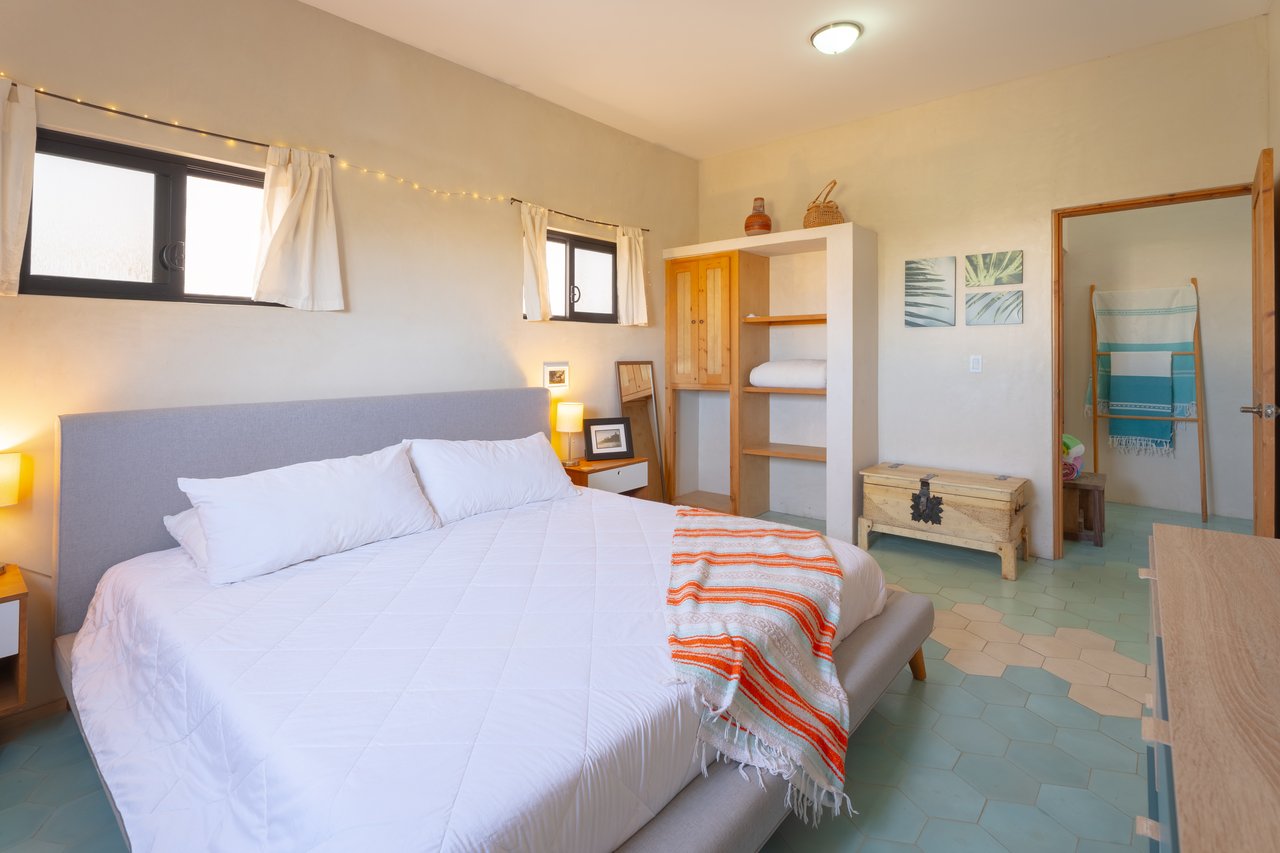 The Studio House – Villas de Cerritos