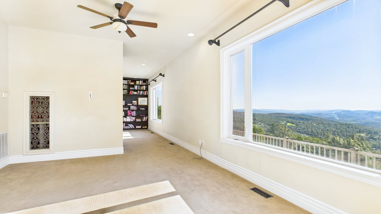 15893 Little Peak Rd