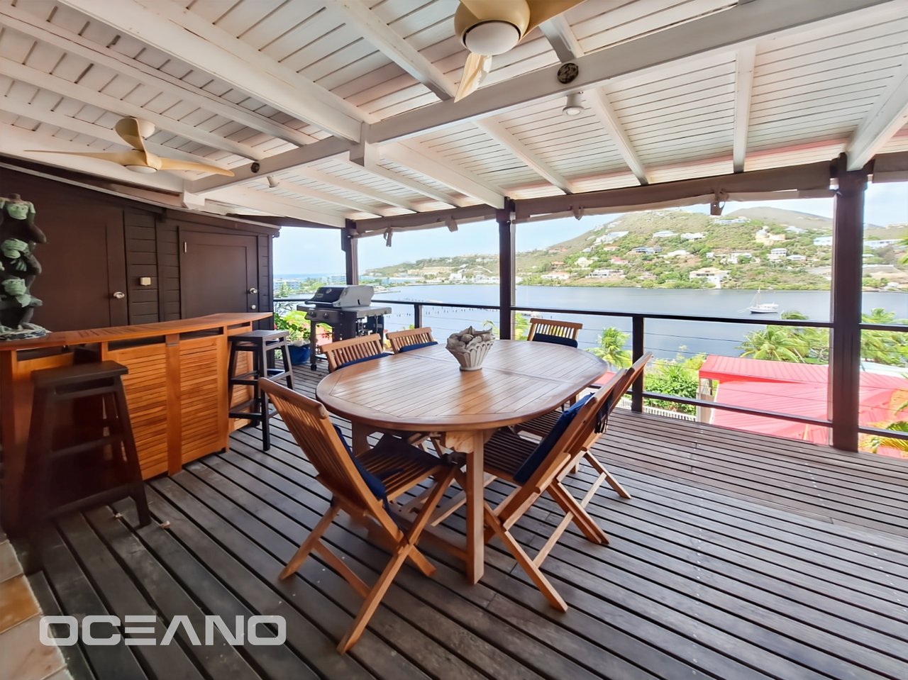 2-Bedroom Apartment with Sea View – Oyster Pond