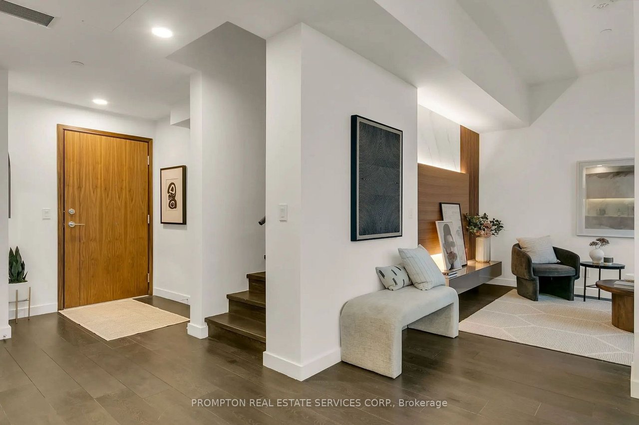 TWO-STOREY DREAM PENTHOUSE IN TORONTO