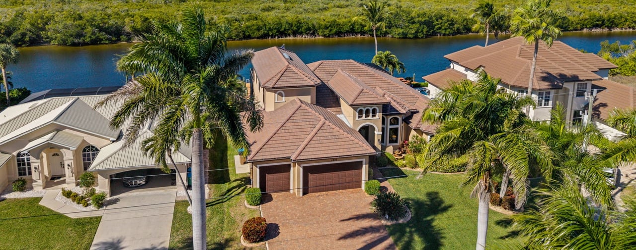 5230 SW 28 PLace, cape coral