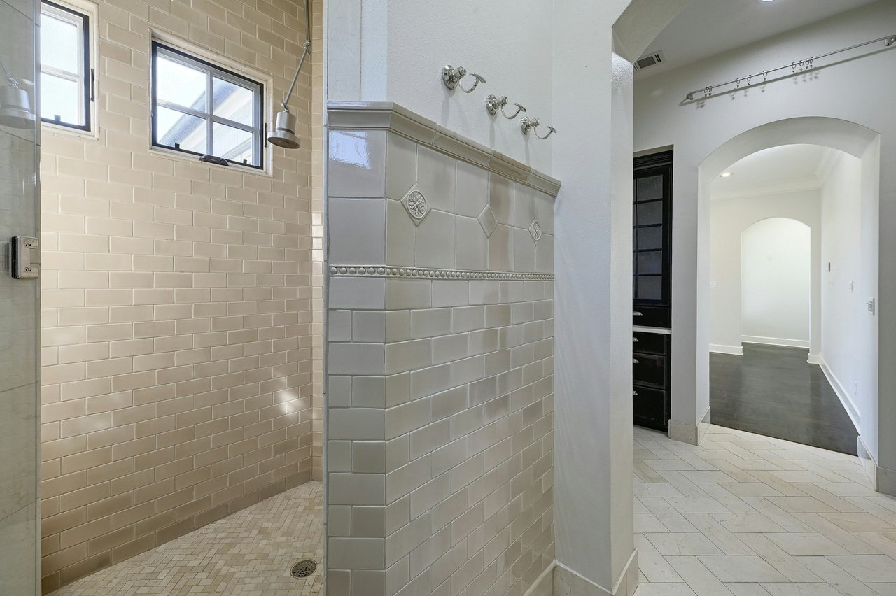 Coming Soon in Barton Creek!