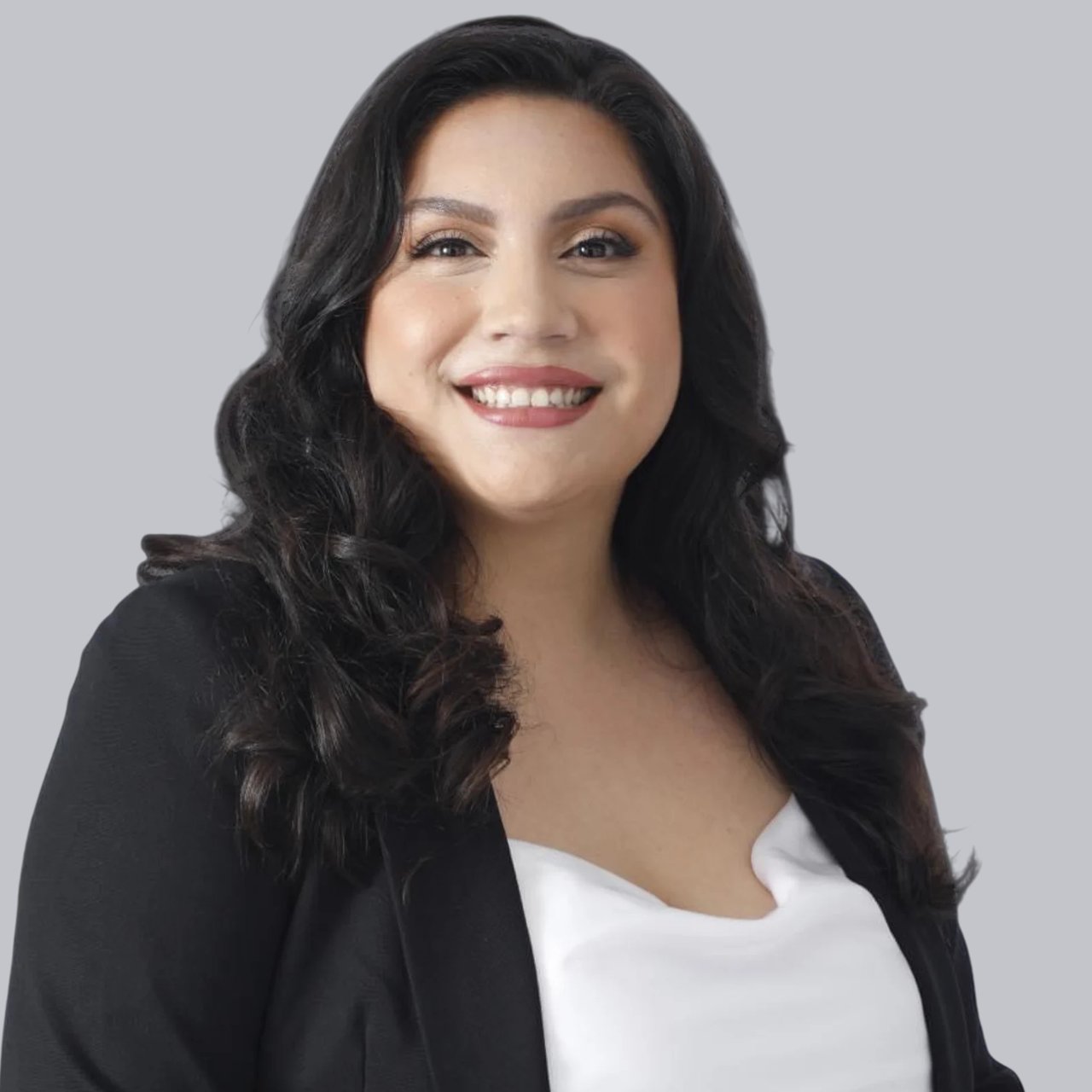 Paola Orta Dallas, TX Real Estate Agent Headshot