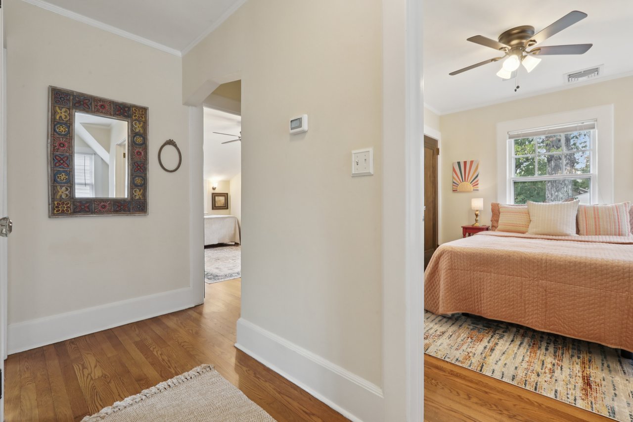 62 Hillside Ave