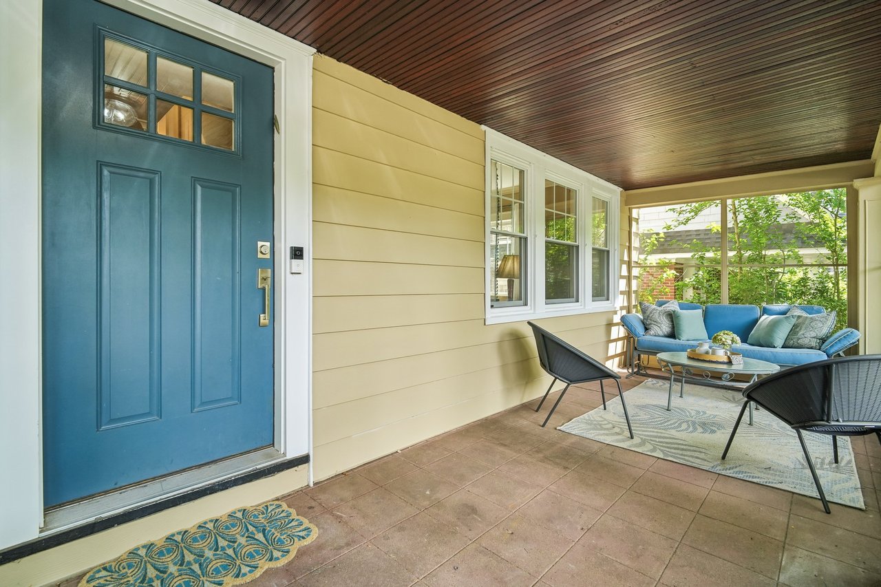 2 Kendall Avenue