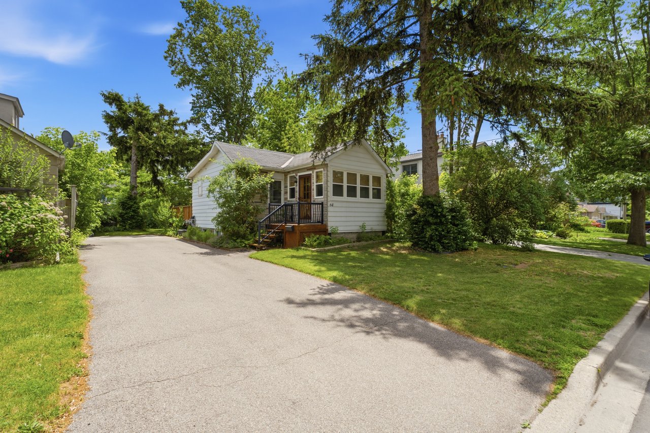 64 Eaglewood Blvd