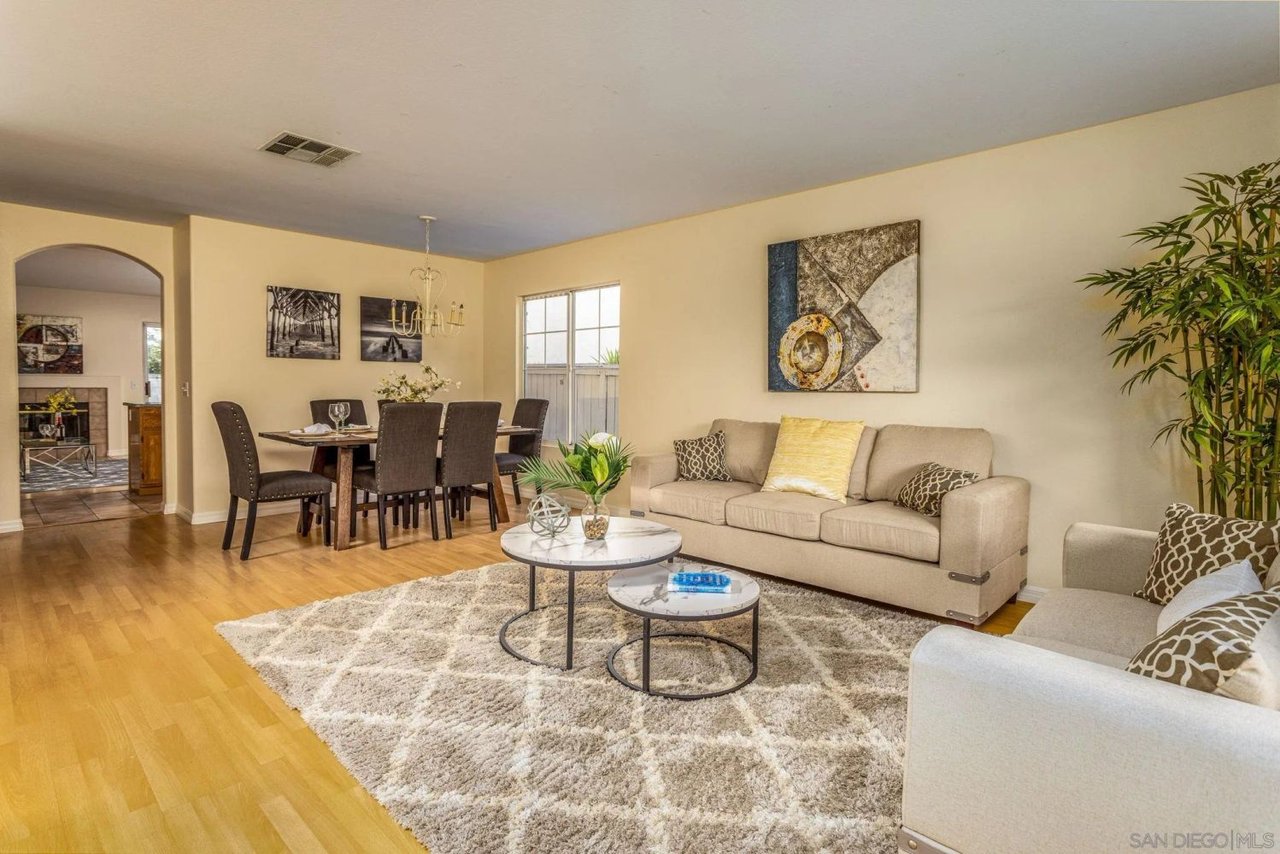 3803 Coral Shores Ct