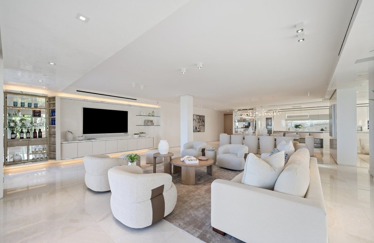 7921 Fisher Island