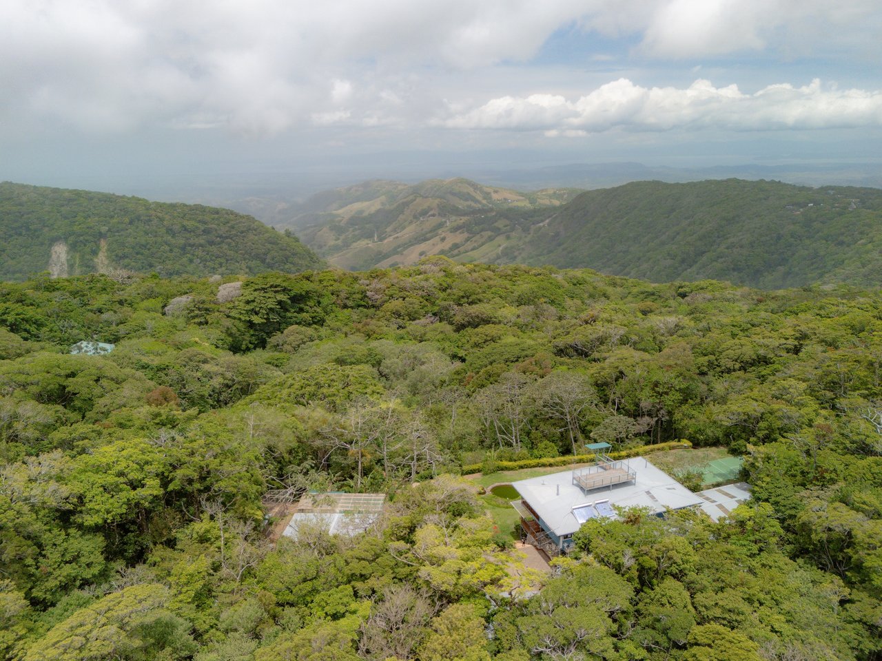 Eco Luxury Estate in Monteverde with Panoramic Gulf Views & Flat Land