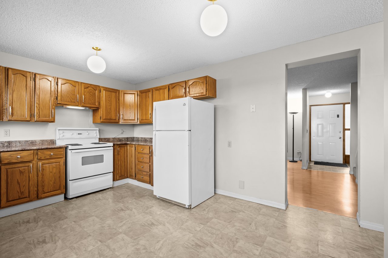 130 MacEwan Park Way NW