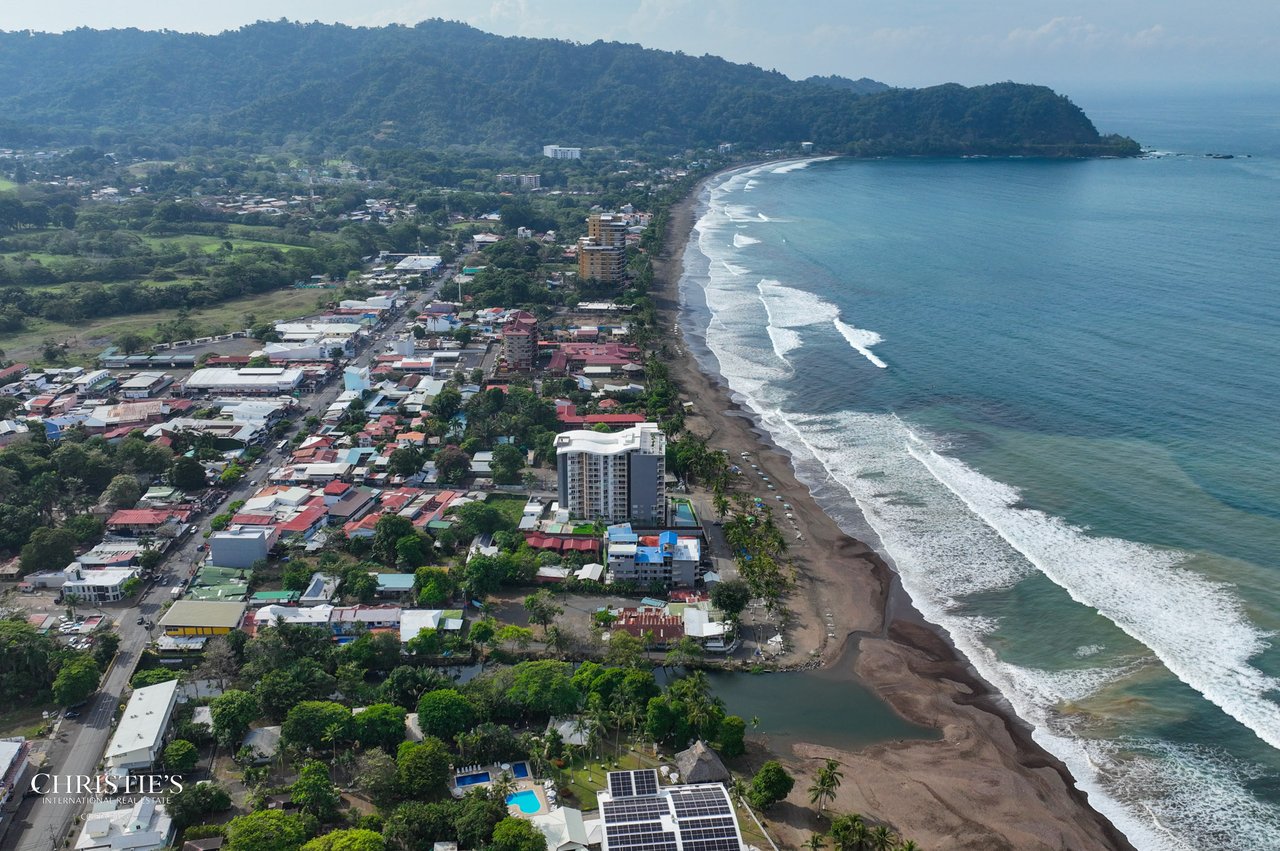 Titled Oceanfront Mixed-Use Property