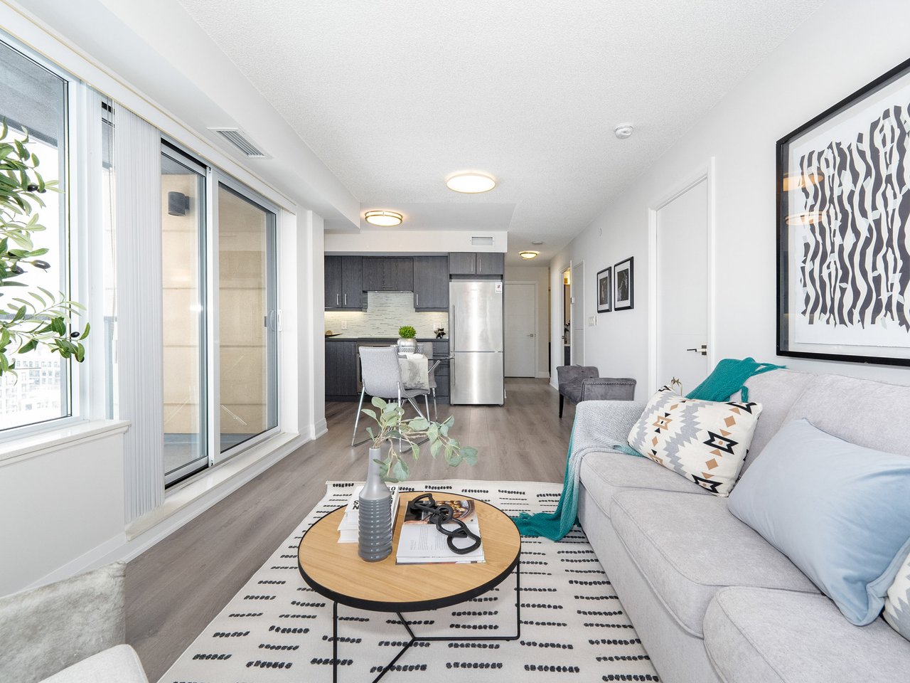 18 Uptown Dr 1910