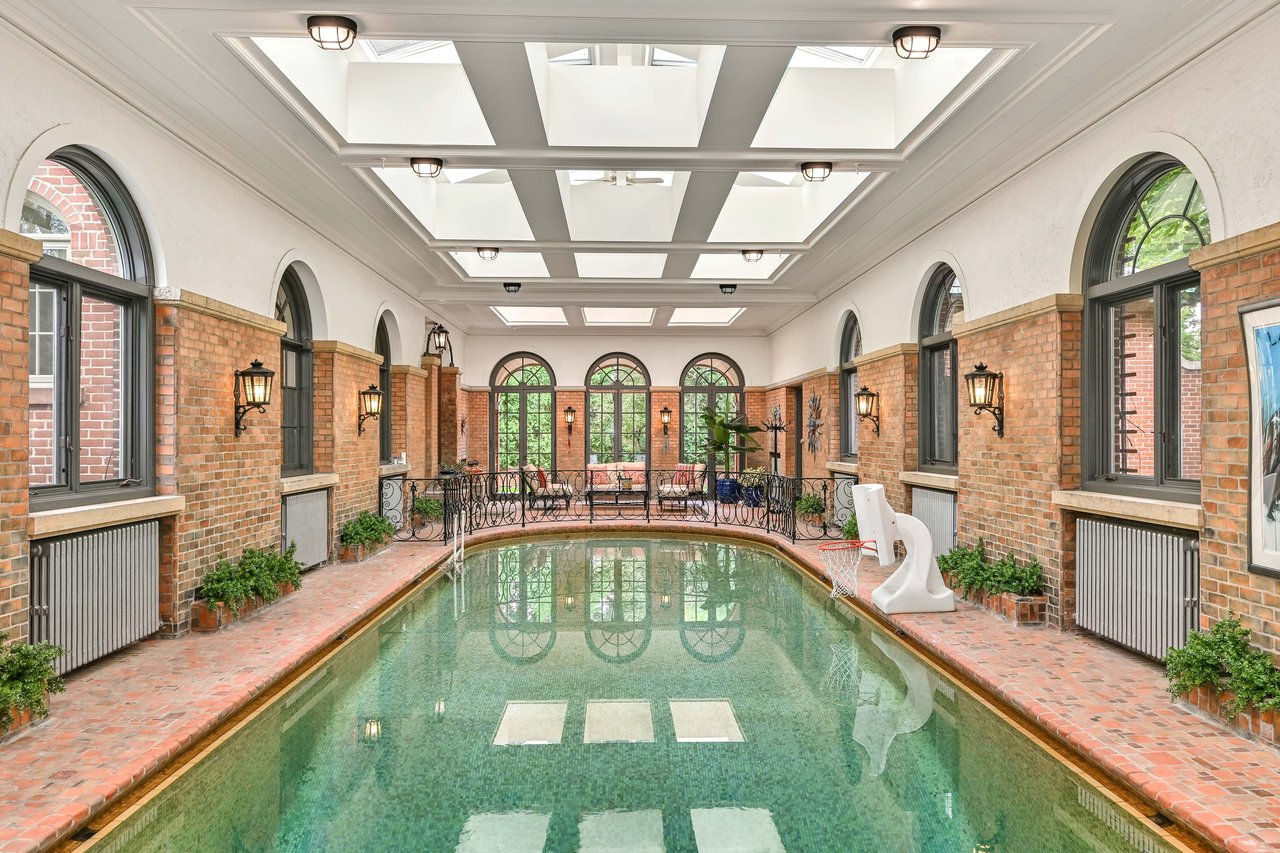 Stunning 6 Bedroom Home with Indoor Pool